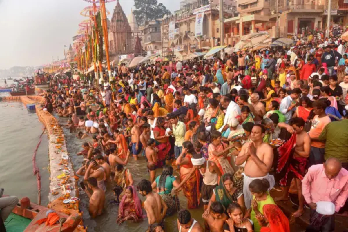 Makar Sankranti 2023: मकर संक्रांति पर गंगा स्नान और दान क्यों करते हैं? जानें इसके पीछे की असल वजह