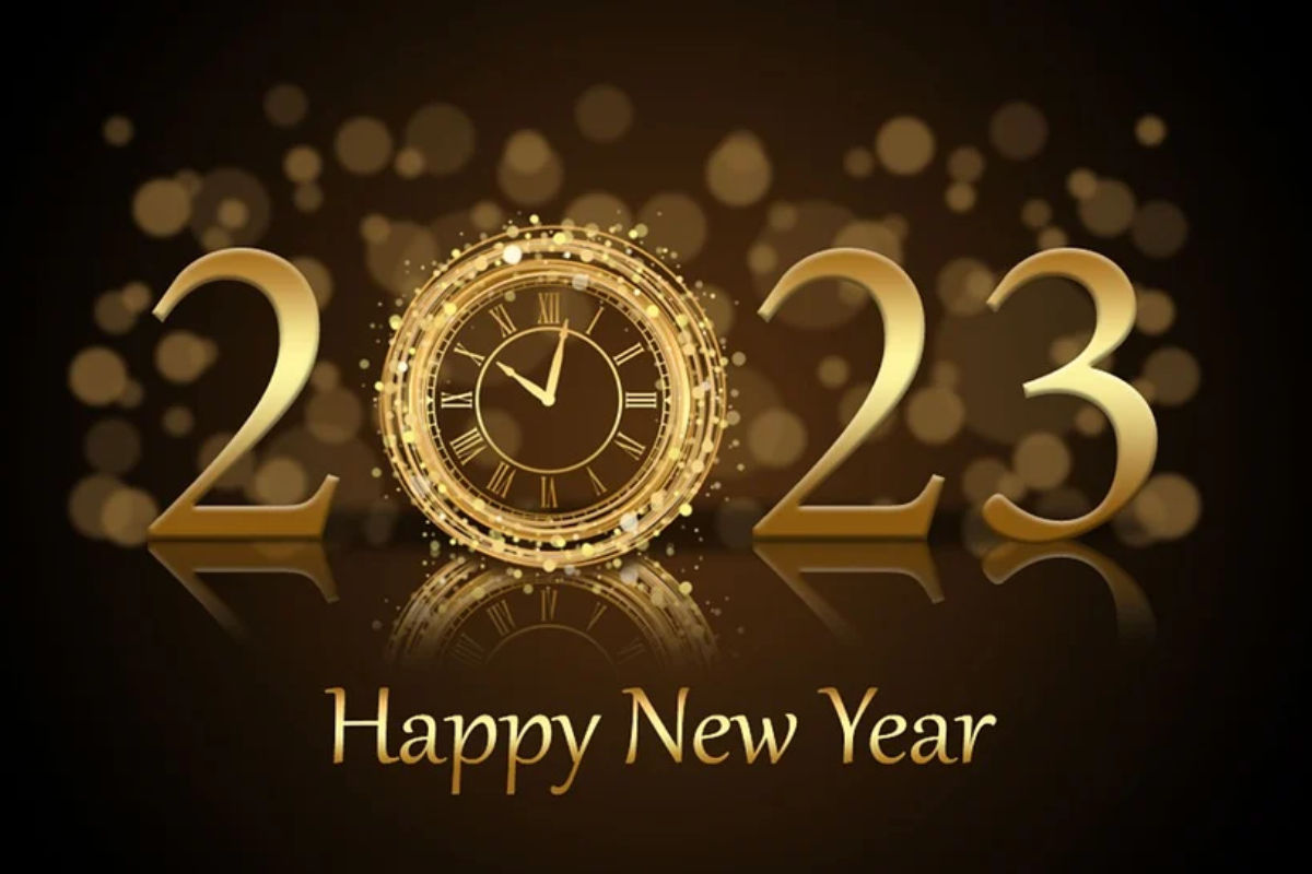 Happy New Year 2023 Wishes for Family in Hindi: न्यू ईयर पर अपने परिवार को भेजें ये हार्दिक शुभकामनाएं