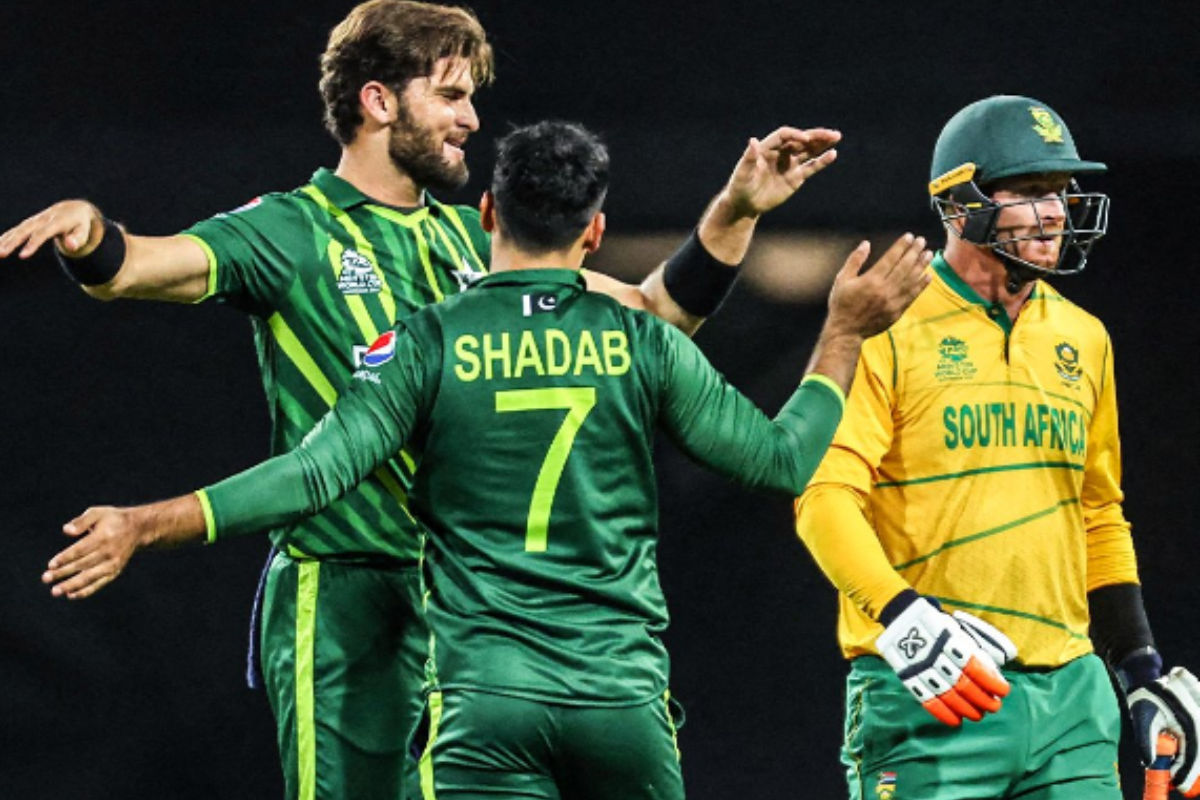 T20 WC PAK v SA: रोमांचक मुकाबले में पाकिस्तान ने दक्षिण अफ्रीका को धोया, सेमीफाइनल की दौड़ में अब भी बरकरार