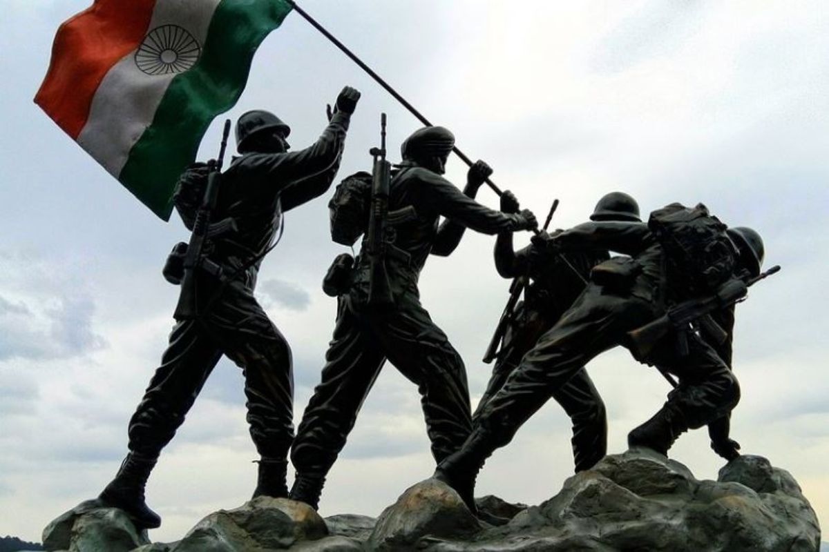 Happy Indian Army Day Wishes in Hindi: अपने सैनिक पति को इस तरह भेजें बधाई