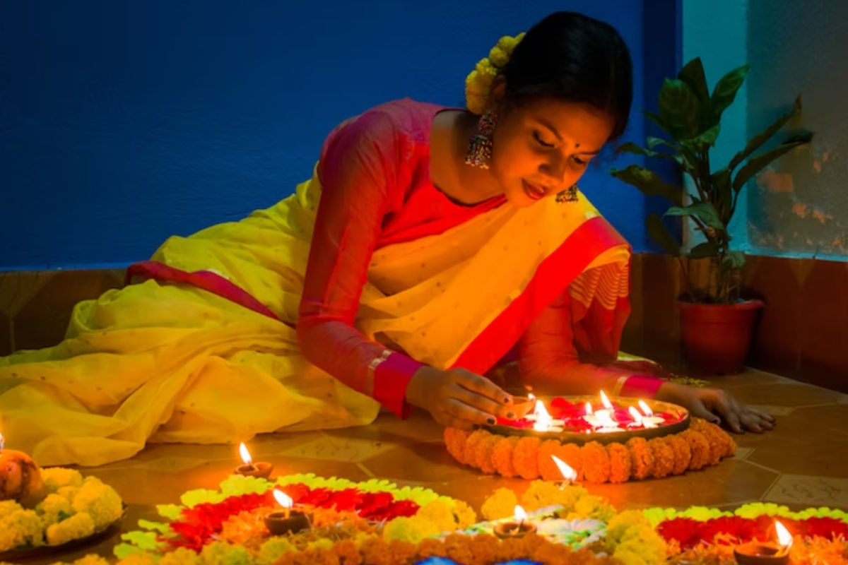 Diwali 2022 पर भूलकर भी इन चीजों को न करें नजरअंदाज, वरना मां लक्ष्मी की कृपा के लिए तरस जाएंगे आप!