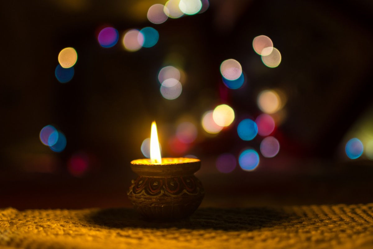 Happy Choti Diwali 2022 Wishes in Hindi: छोटी दिवाली के दिन अपनों को भेजें ये हार्दिक शुभकामनाएं