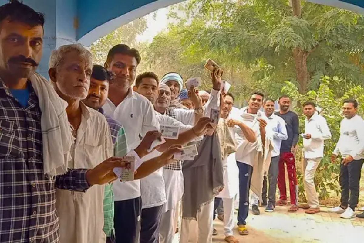 Gujarat Assembly Election 2022: गुजरात विधानसभा चुनाव की तारीख का ऐलान, जानें 10 बड़ी बातें