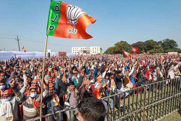 UP Election: बीजेपी ने जारी की 9 उम्मीदवारों की लिस्ट, देखें किसको कहां से मिला टिकट