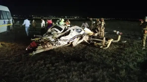 रायपुर हवाई अड्डे पर राजकीय हेलीकॉप्टर क्रैश, दो पायलटों की दर्दनाक मौत