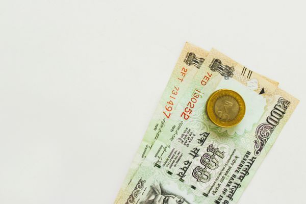 केवल 4 रुपये के खर्च पर मिल रहा 100 रुपये का कैशबैक, जानें तरीका