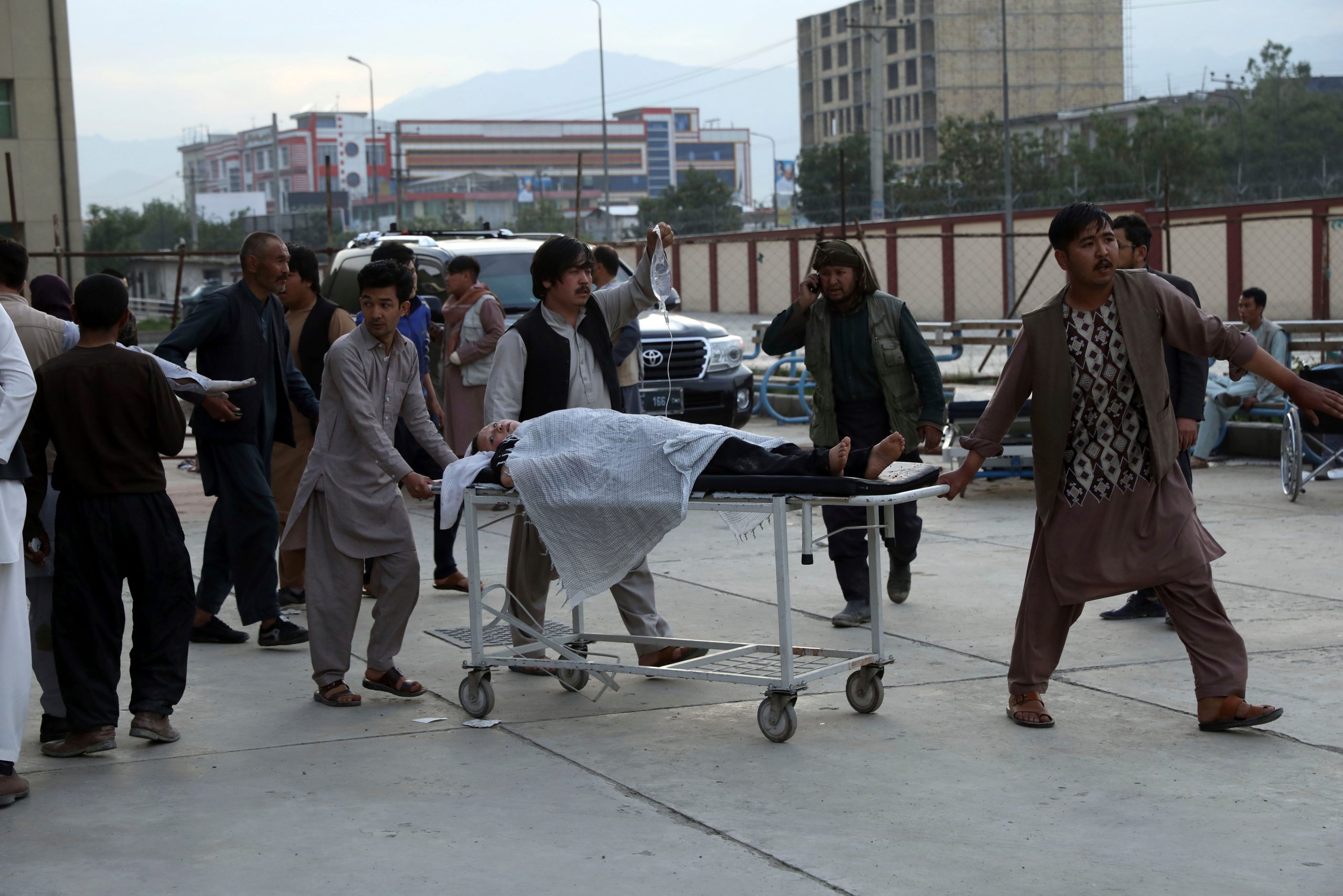 अफगानिस्तान: गर्ल्स स्कूल के बाहर बम धमाके में 50 की मौत, मरने वालों में ज्यादातर बच्चियां