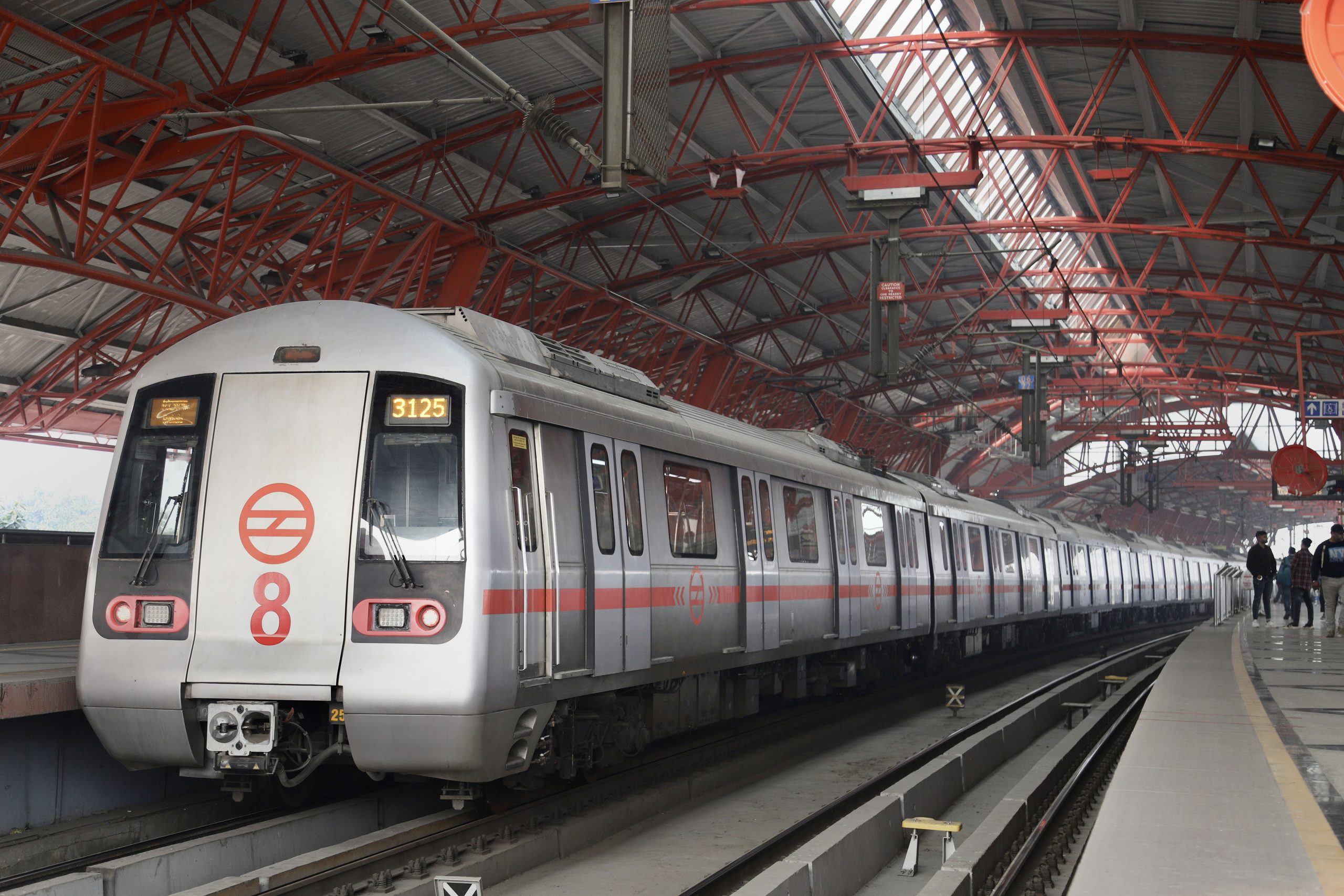 New Year 2023 के लिए दिल्ली मेट्रो की नई गाइडलाइन्स, देर रात जश्न मनाने वालों को होगी परेशानी
