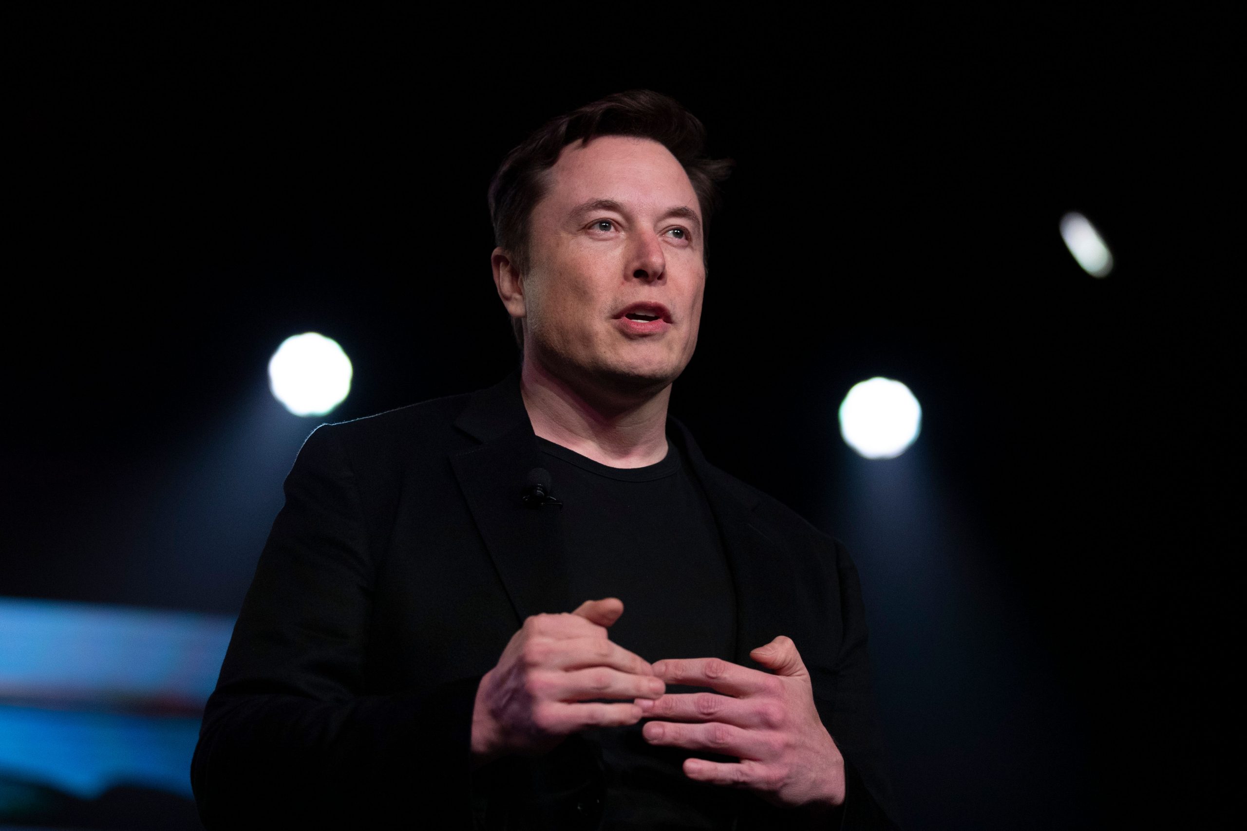 Elon Musk ने Twitter से डील रद्द करने की दी धमकी