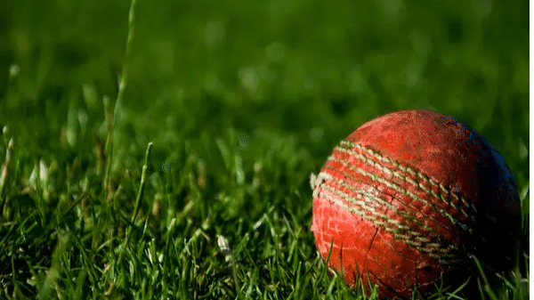 पाक क्रिकेटर शोएब ने की आत्महत्या की कोशिश, काटी हाथ की नस, जानें वजह