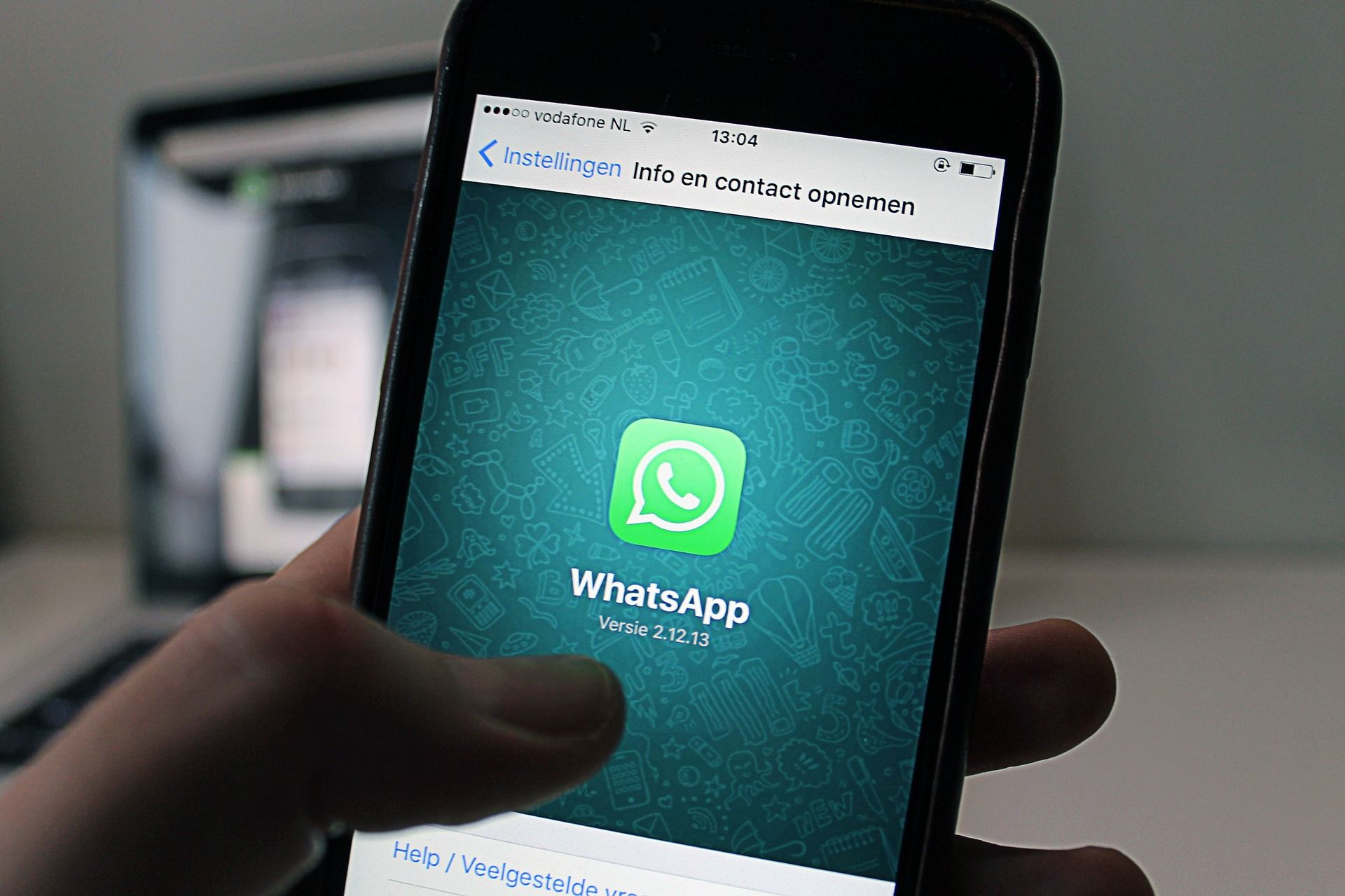 WhatsApp ने साढ़े 18 लाख भारतीय अकाउंट किए बैन, जानिए क्या है वजह