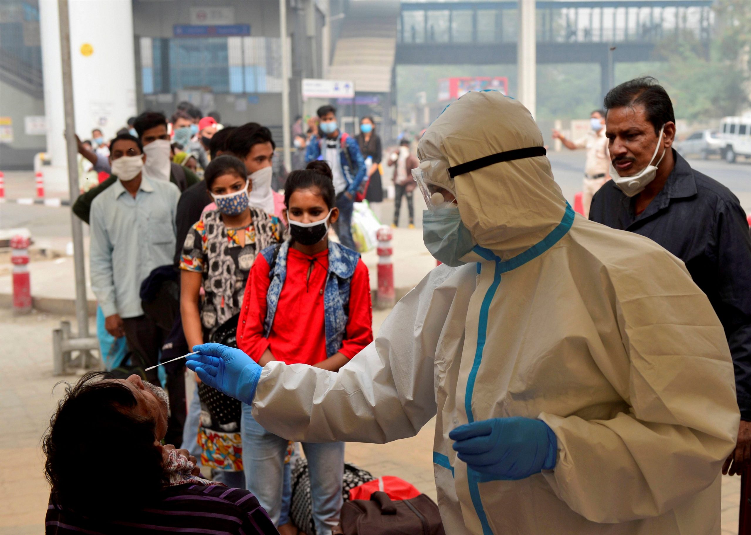 भारत में कोरोना संक्रमितों की संख्या 85 लाख के पार पहुंची