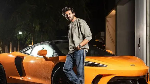 फिल्म की सफलता के बाद कार्तिक को मिली 4.7 करोड़ की McLaren GT, जानें खासियत