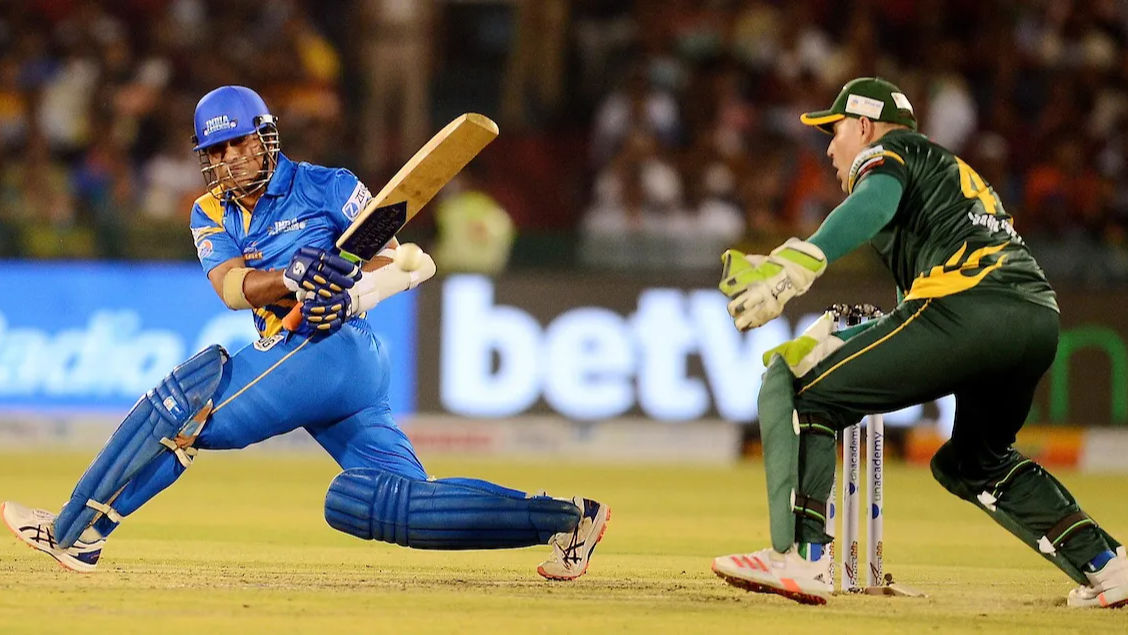 सचिन तेंदुलकर और युवराज सिंह ने दक्षिण अफ्रीकी गेंदबाजों को रखकर कूट दिया, खेली तूफानी पारियां