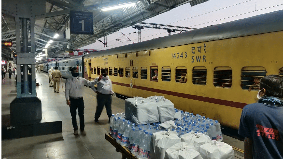 Indian Railways: कितना सस्ता होगा रेल टिकट का किराया, जानें