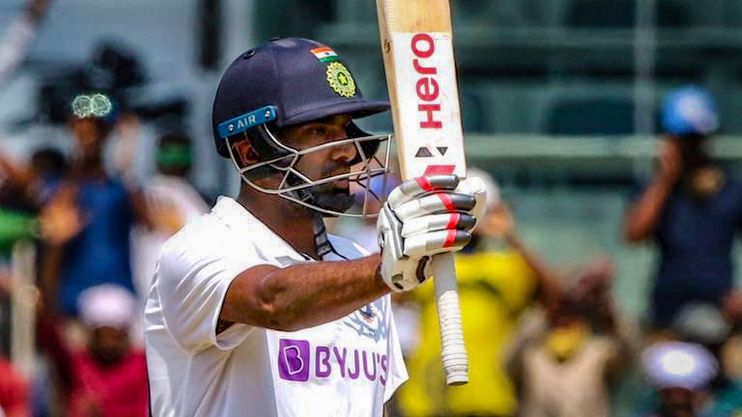 Chennai Test: अंग्रेजों को कूटने के बाद अश्विन ने इस शख्स को दिया अपनी शानदार बल्लेबाजी का श्रेय