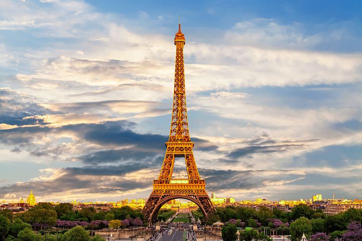 Eiffel Tower छह मीटर और लंबा हो गया, जानें कैसे हुआ ये ‘चमत्कार’