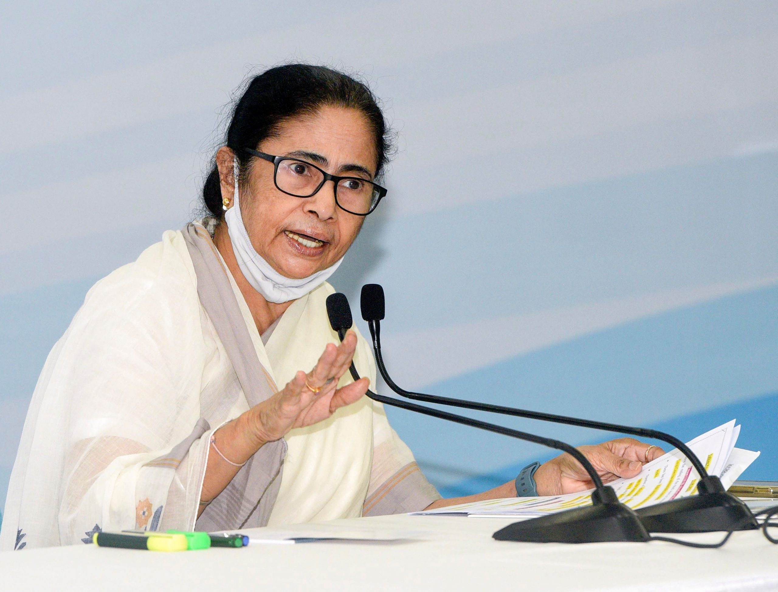 ममता ने PM मोदी को लिखा पत्र,कहा-सरकार नहीं जारी कर रही बंगाल का 6500 करोड़