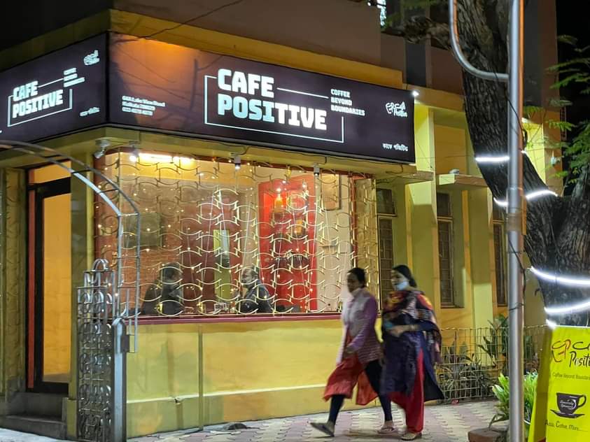 एशिया का ऐसा पहला कैफे जहां सभी कर्मचारी HIV पॉजिटिव, भारत में यहां खुला