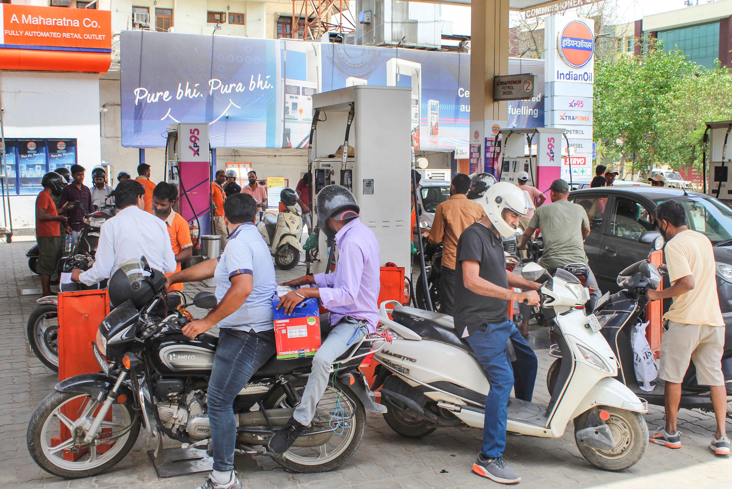 Petrol-Diesel Latest Rate: इस राज्य में बढ़े डीजल के दाम, जानें क्या है पेट्रोल का हाल