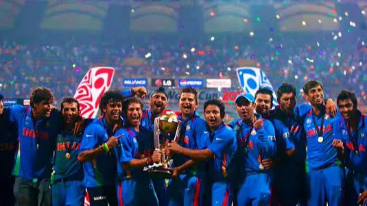 भारतीय क्रिकेट वर्ल्ड कप की जीत को हुए 10 साल, Twitter पर यूजर्स ने दी ऐसी प्रतिक्रियाएं