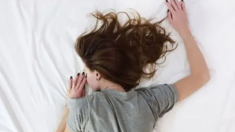 Sleeping Tips: क्या आपको नहीं आती है अच्छी नींद? सोने से पहले करें ये काम