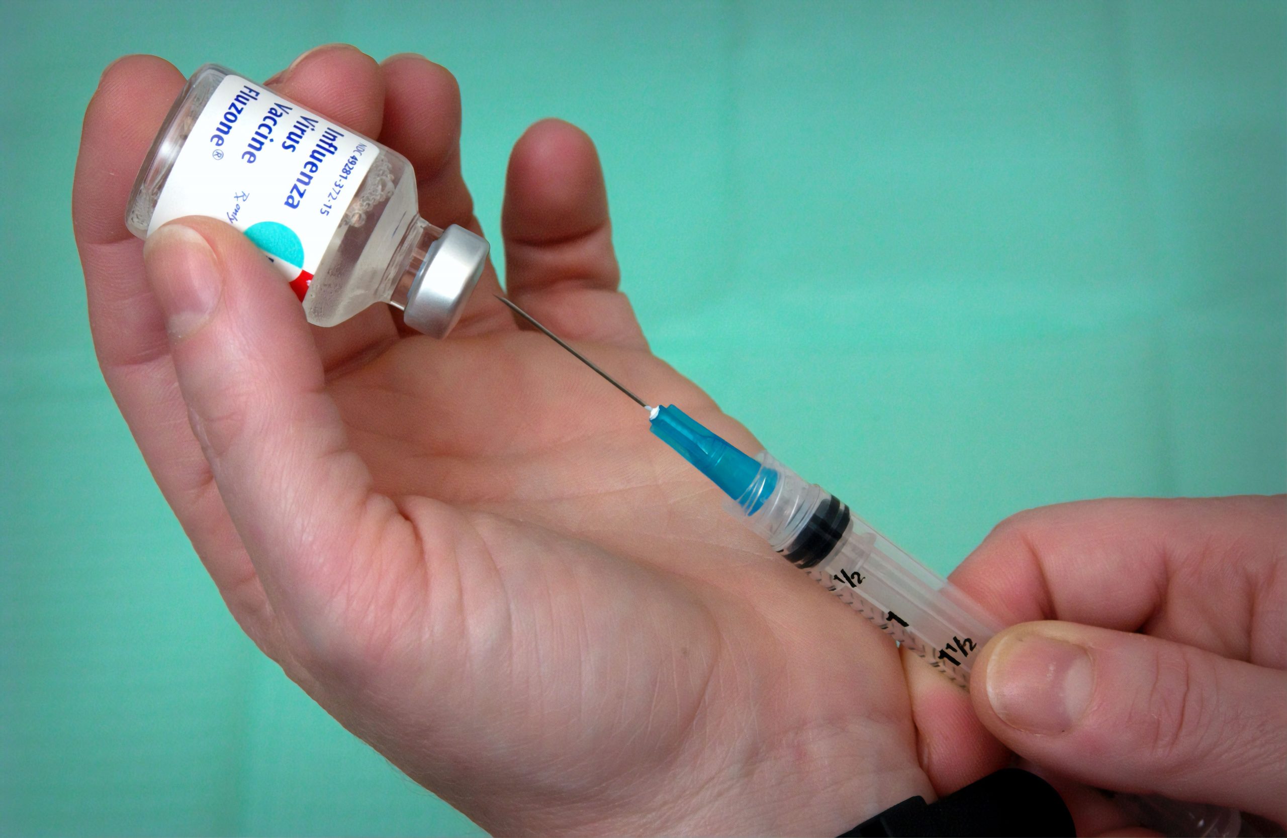 Corona Vaccine: फाइजर ने भारत में इमरजेंसी में कोरोना वैक्सीन इस्तेमाल करने की मांगी अनुमति