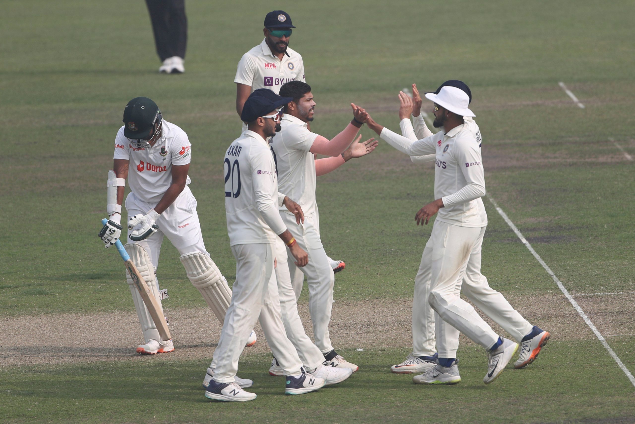 Ind vs Ban: आश्विन और उमेश के आगे ढेर हुए बांग्लादेशी शेर, पहली पारी 227 रन पर सिमटी