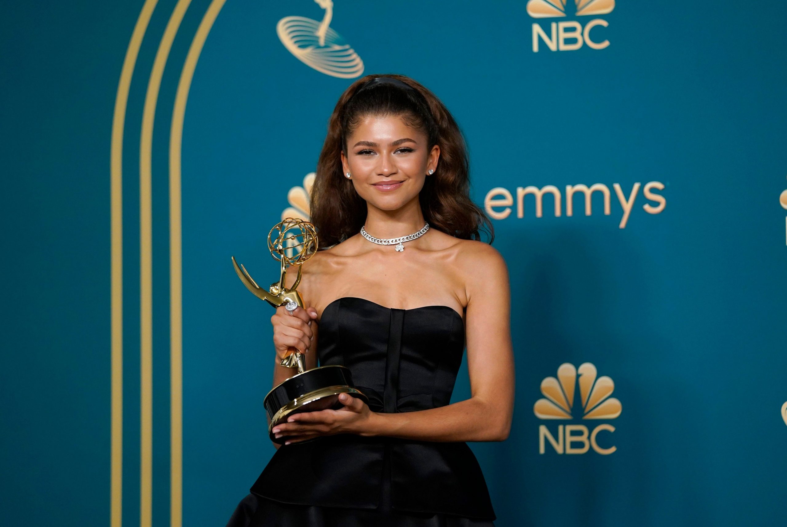 Emmy Awards 2022 winners list: Zendaya बेस्ट एक्ट्रेस तो Lee Se Young को मिला बेस्ट एक्टर का अवॉर्ड