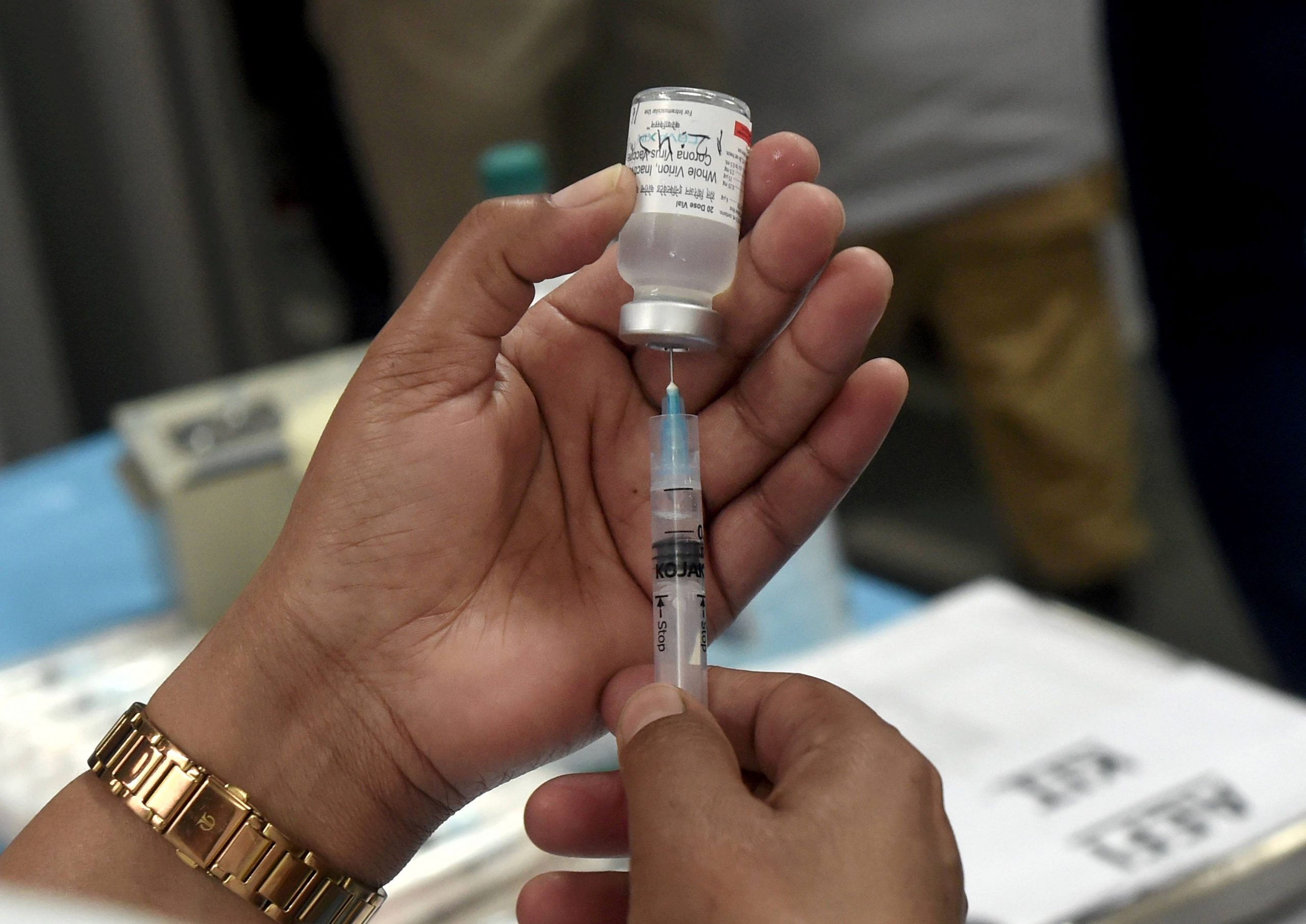 1 मार्च से बुजुर्गों को लगाया जाएगा मुफ्त कोरोना वायरस टीका, प्राइवेट अस्पताल में देना होगा शुल्क