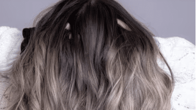 Hair Care: बालों में इस तरह लगाए तेल, छूमंतर हो जाएंगी सभी समस्याएं