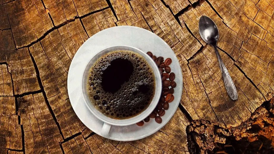 एक कप ब्लैक कॉफी से करें कई बीमारियों को खल्लास, कैसे बनाए और कब पिए? जानें