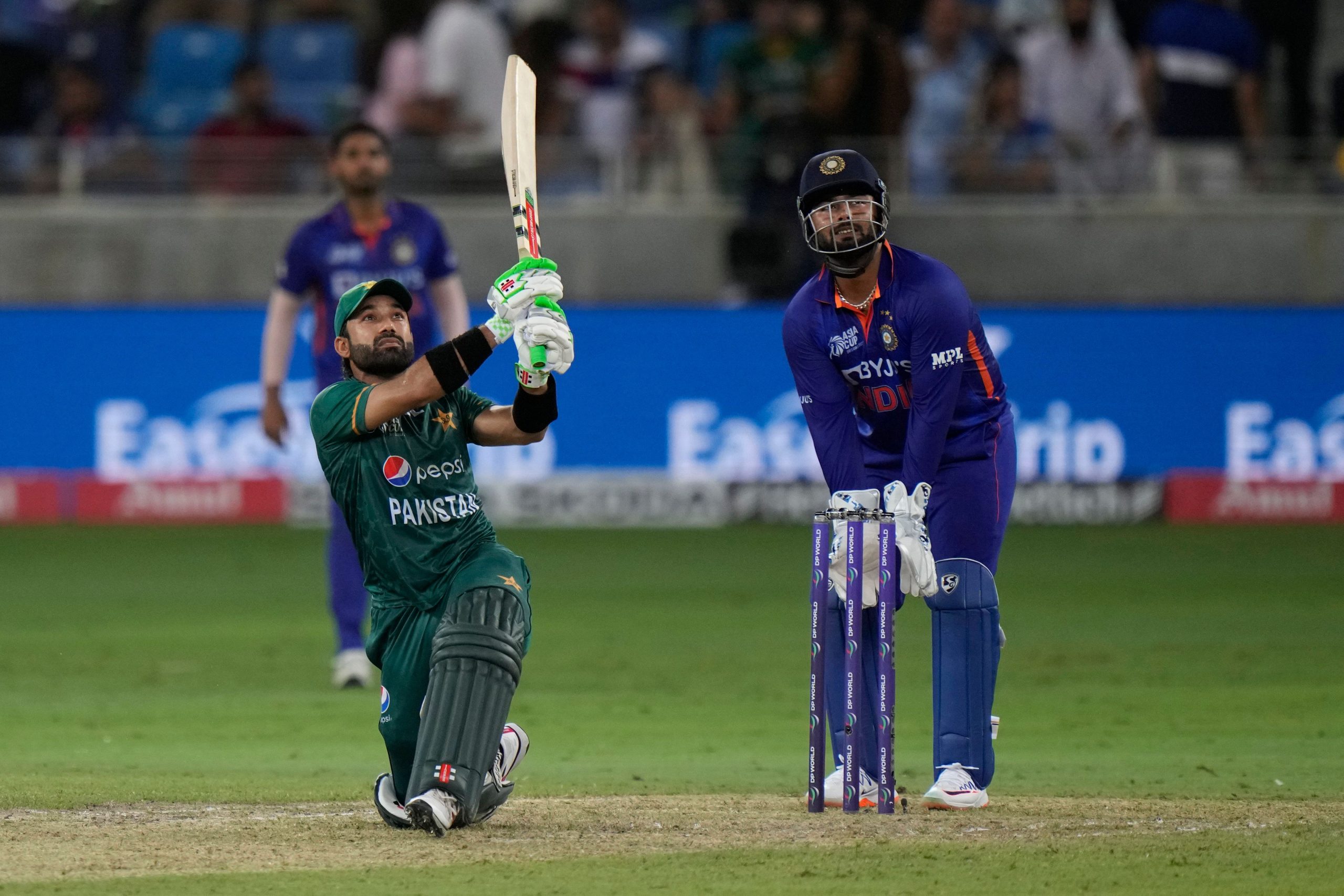 एशिया कप: मुश्किल में पाकिस्तान, IND के खिलाफ जीत का हीरो पहुंच गया अस्पताल