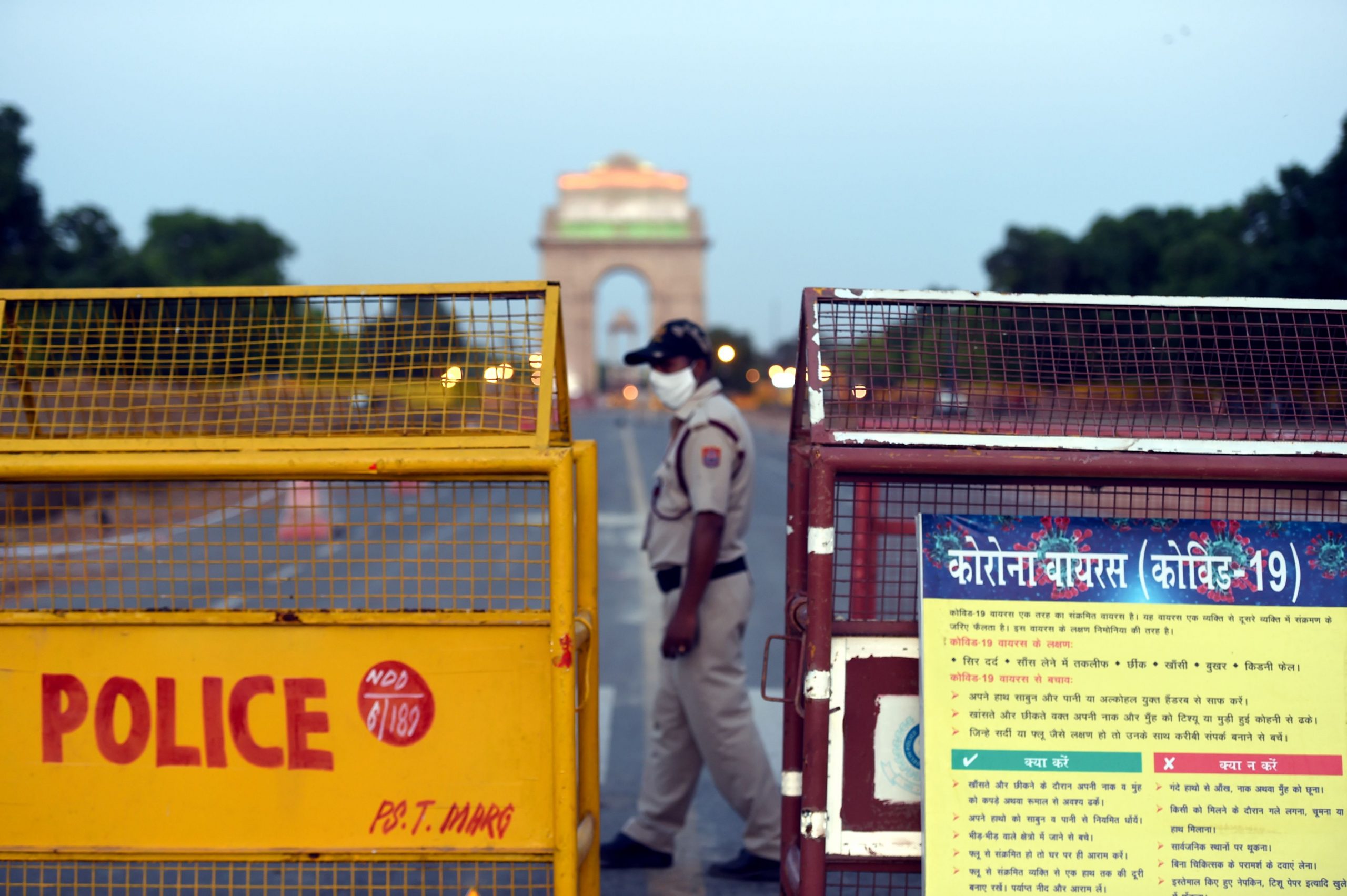 Delhi Lockdown: लॉकडाउन के दौरान दिल्ली में किन-किन चीजों पर रहेगी पाबंदी