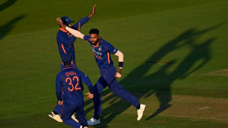 Ind vs Eng: बल्ले और गेंद से हार्दिक पांड्या का इंग्लैंड पर कहर, 50 रनों से टीम इंडिया की जीत