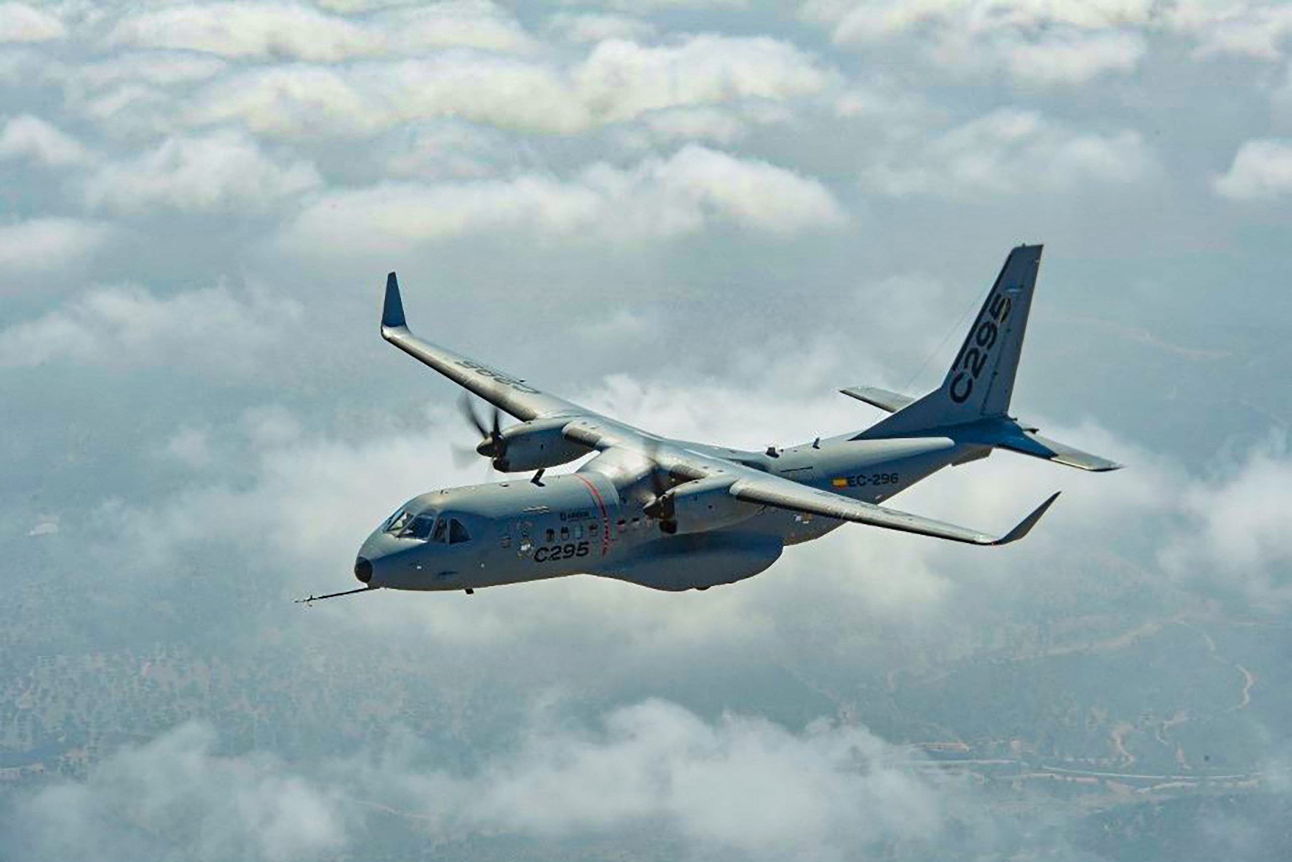 C-295 विमान 10 टन का वजन लेकर भर सकता है उड़ान, खासियत सुन दंग रह जाएंगे आप!