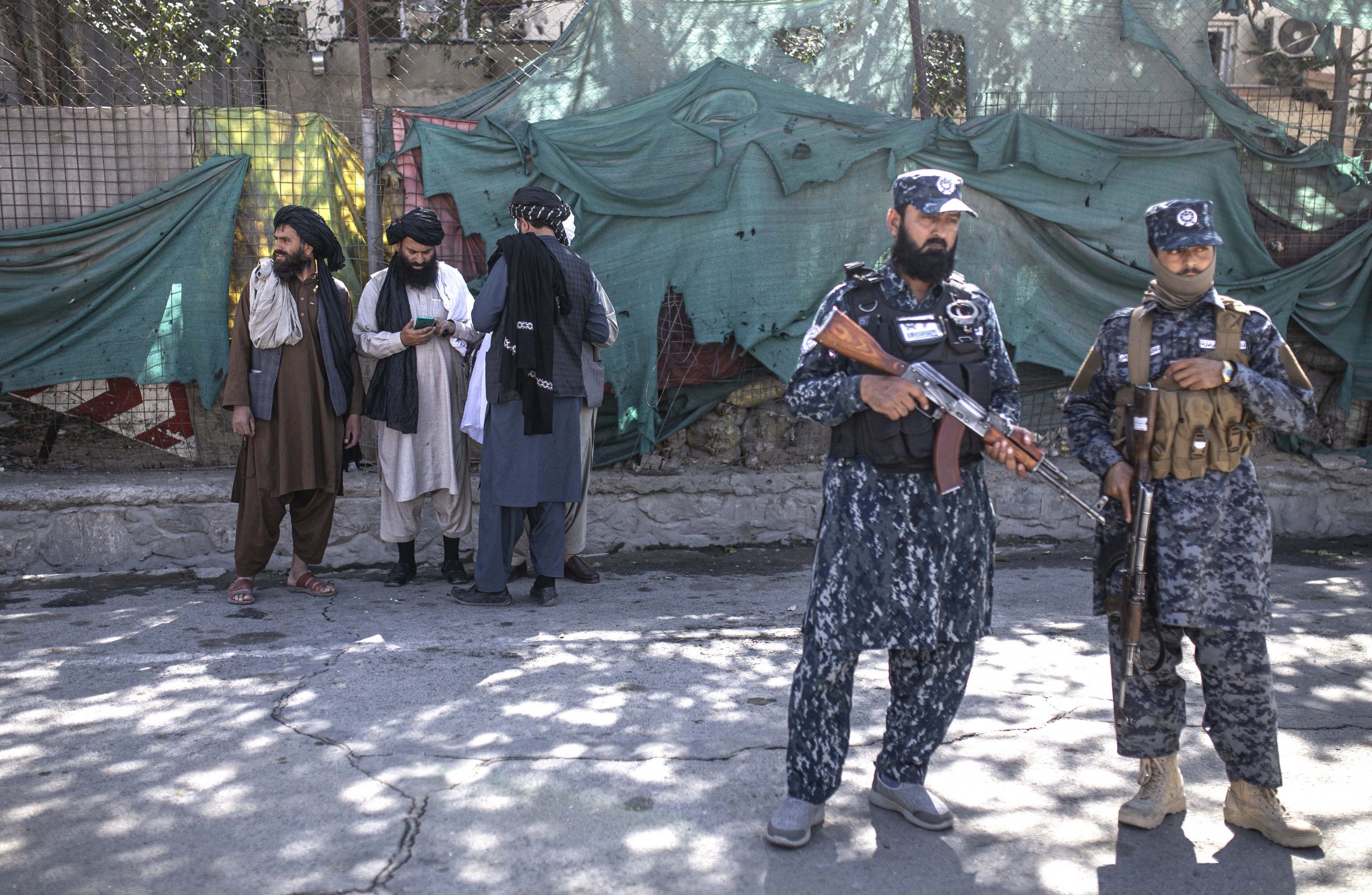 अफगानिस्तान: तीन धमाकों से दहला काबुल का स्कूल, छह लोगों की मौत