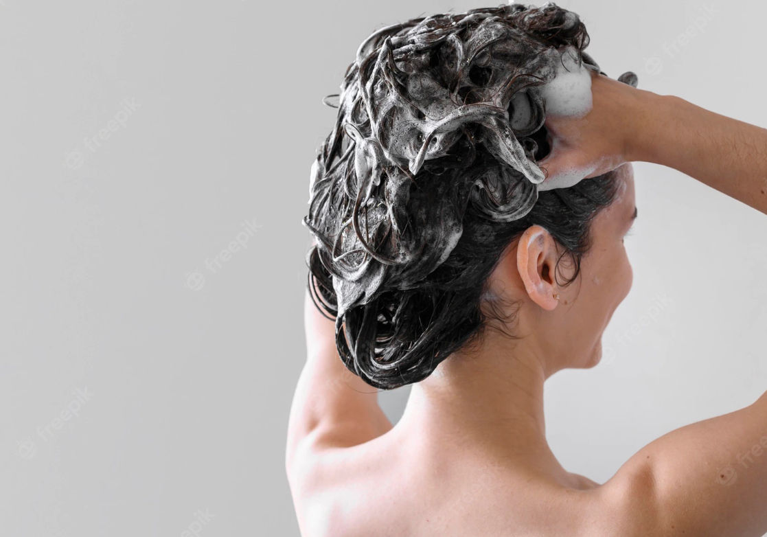 गुरुवार को बाल धोने से क्यों  मना किया जाता है? आज जान लीजिए वजह