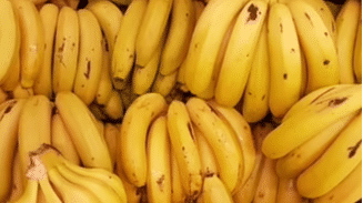 सर्दियों में केला खाने से मिलेंगे ये 5 बड़े फायदे, जानें सेवन का सही समय