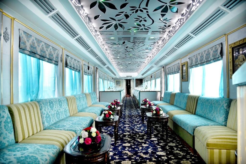 Palace on Wheels: भारत की सबसे महंगी ट्रेन का किराया 9.42 लाख रुपये, इसके बारे में सबकुछ जानें
