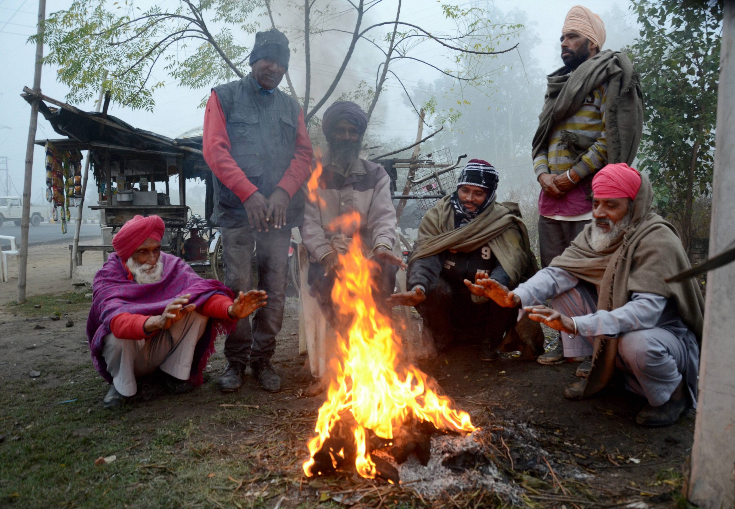 देश में सर्दी का सितम, राजस्थान के माउंट आबू में तापमान 1.4 डिग्री सेल्सियस दर्ज किया गया