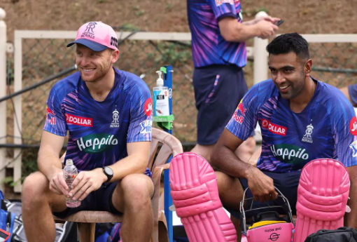 IPL 2022: एक टीम में दो दुश्मन दिखे मुस्कुराते हुए, टीम ने ऐसे लिए मजे