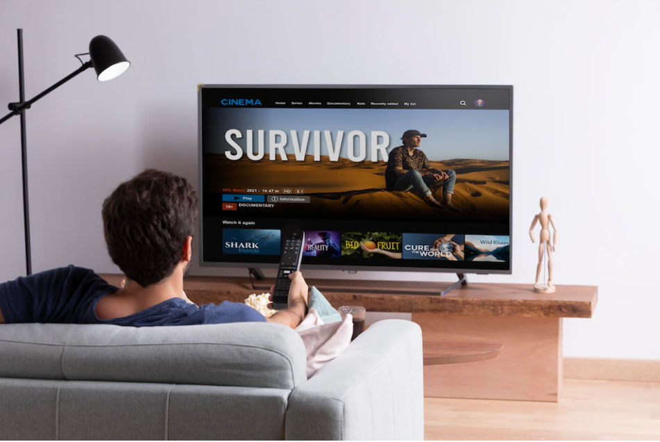 Smart Tv Tips: आपका साधारण TV बन जाएगा Smart, बस कनेक्ट करना होगा ये स्मार्ट डिवाइस