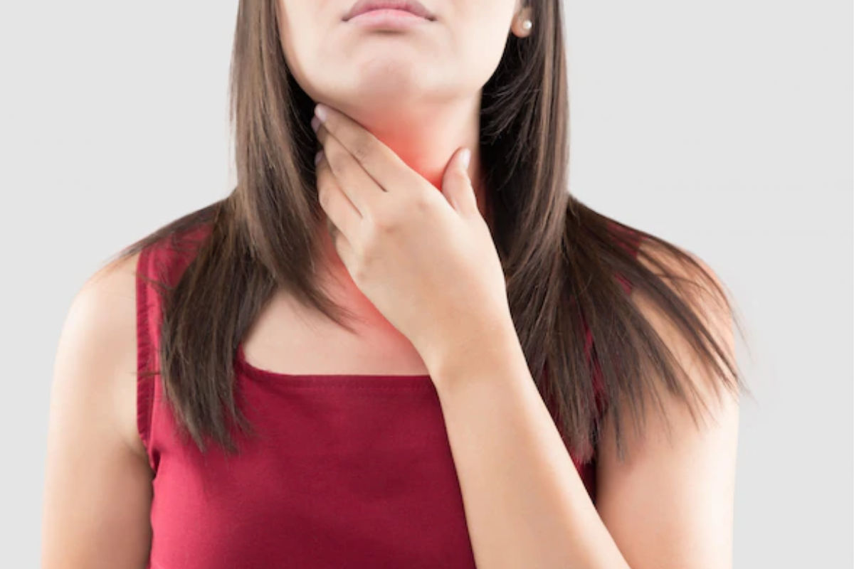 Sore Throat Home Remedies: गले की खराश को दूर करने के लिए अपनाएं ये नुस्खे, जल्द मिलेगा आराम