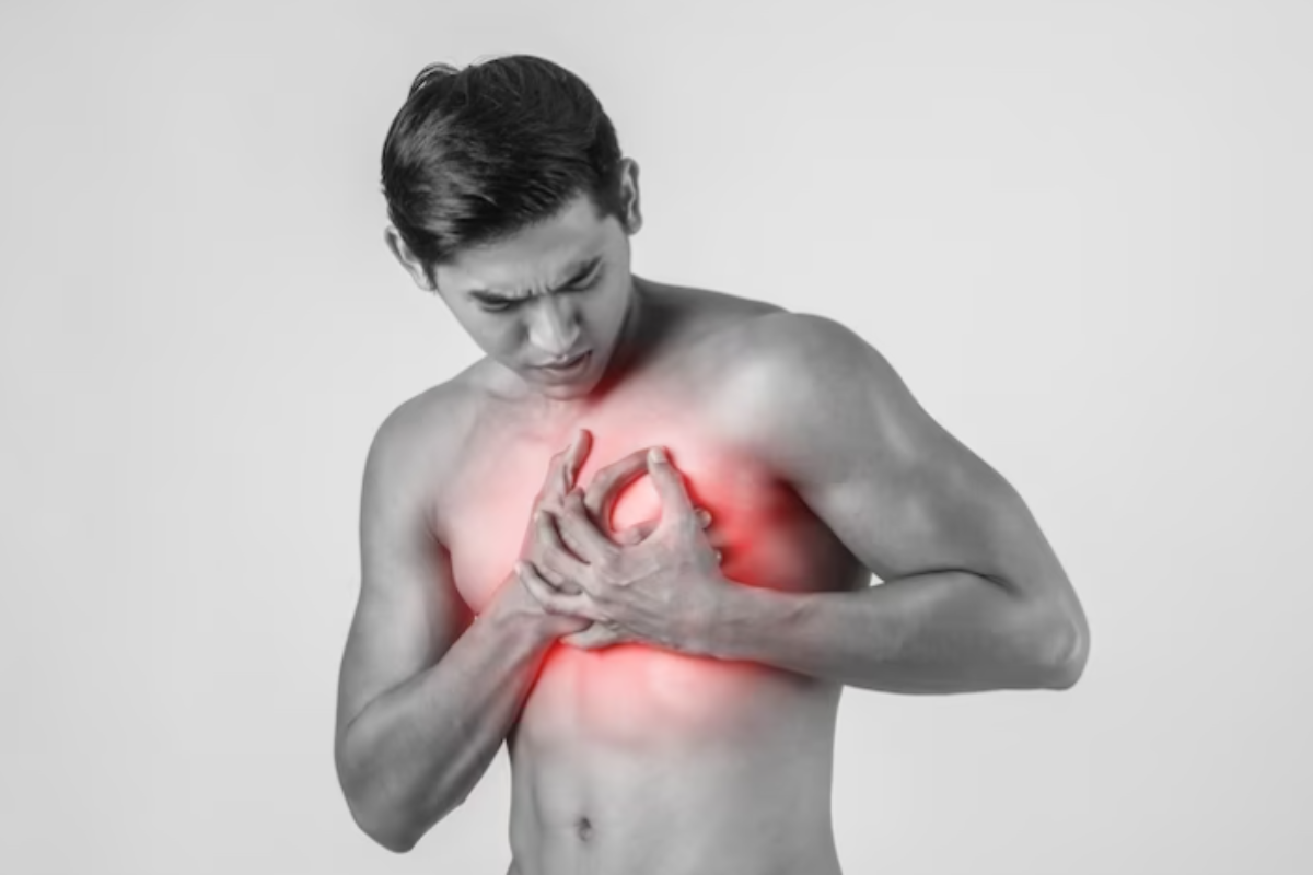 Heart Health Tips: डाइट से इन चीजों को तुरंत कर दें बाहर, वरना आ सकता है Heart Attack!