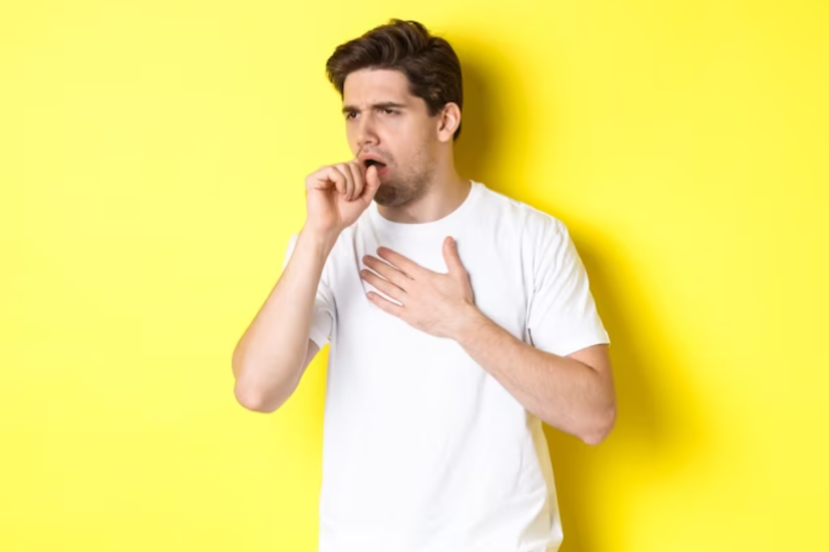 Cough Home Remedies: सूखी खांसी ने सीना कर दिया है छल्ली? तुरंत अपनाएं ये घरेलू नुस्खे