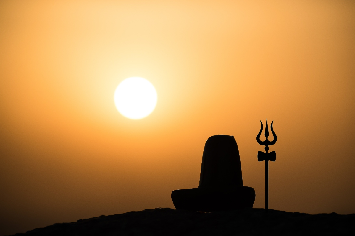 April 2023 Som Pradosh Vrat: हिंदू नववर्ष का पहला प्रदोष व्रत कब है? नोट कर लें पूजा विधि और महत्व