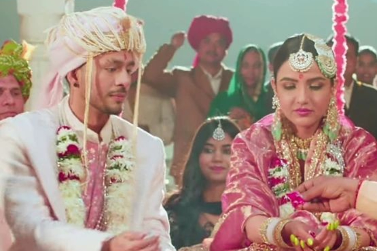 टोनी कक्कड़ और जैस्मीन भसीन की शादी हो गई? वीडियो में देखें सच्चाई
