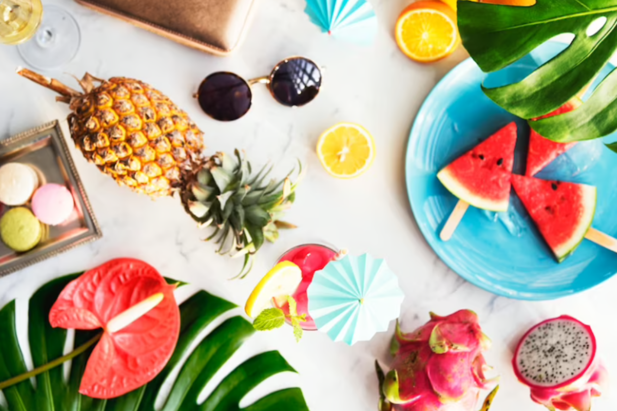 Summer Foods: डाइट में इन 5 चीजों को कर लें शामिल, गर्मियों में बाहर से अंदर तक रहेंगे कूल!