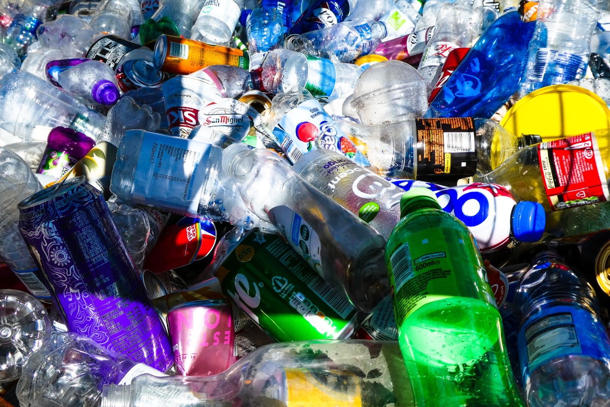 Avoid Plastic Pollution: प्लास्टिक पॉल्यूशन दूर कैसे करें? यहां जानें 10 सुझाव